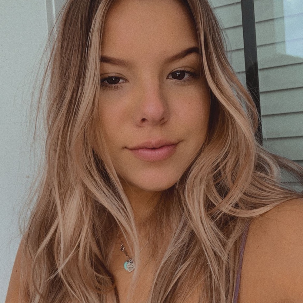 Meet your Posher, Nicole